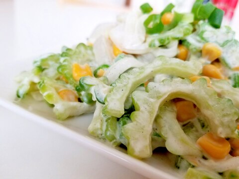 栄養満点!ゴーヤ玉ねぎコーンオクラシャキっとサラダ